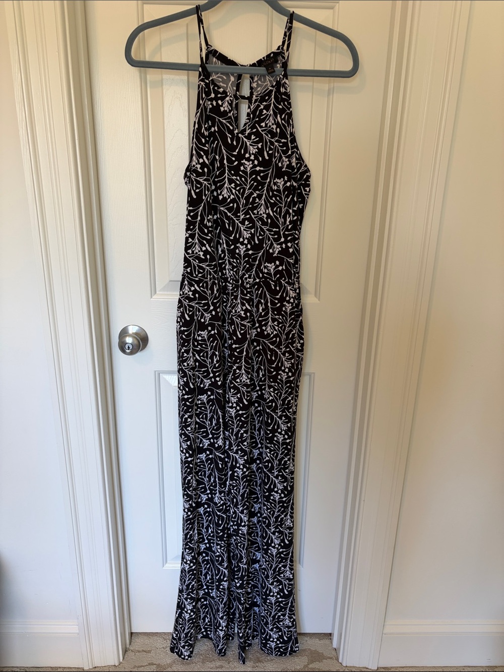 Black & White Floral Halter-like Jumpsuit